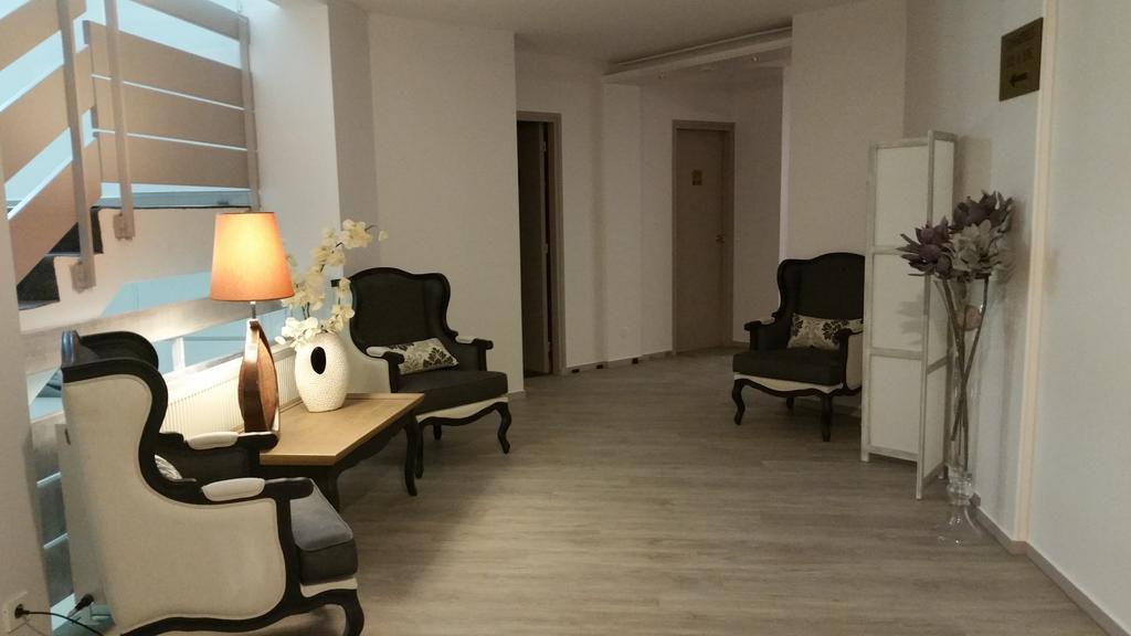 Hotel Le Chantereigne Les Noes-pres-Troyes Eksteriør bilde