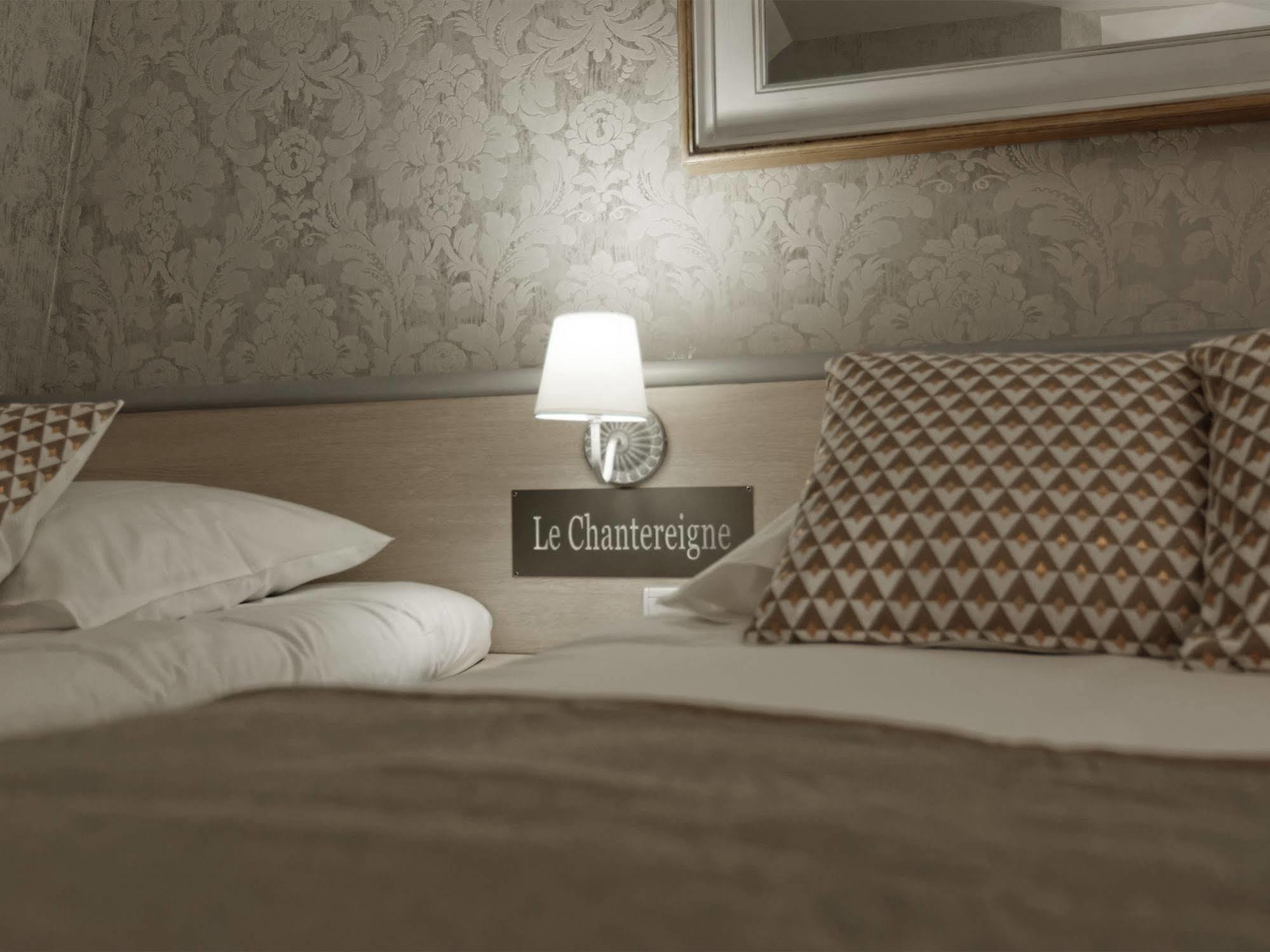 Hotel Le Chantereigne Les Noes-pres-Troyes Eksteriør bilde